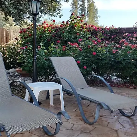 Jaime Cyprus Feriehus Argaka